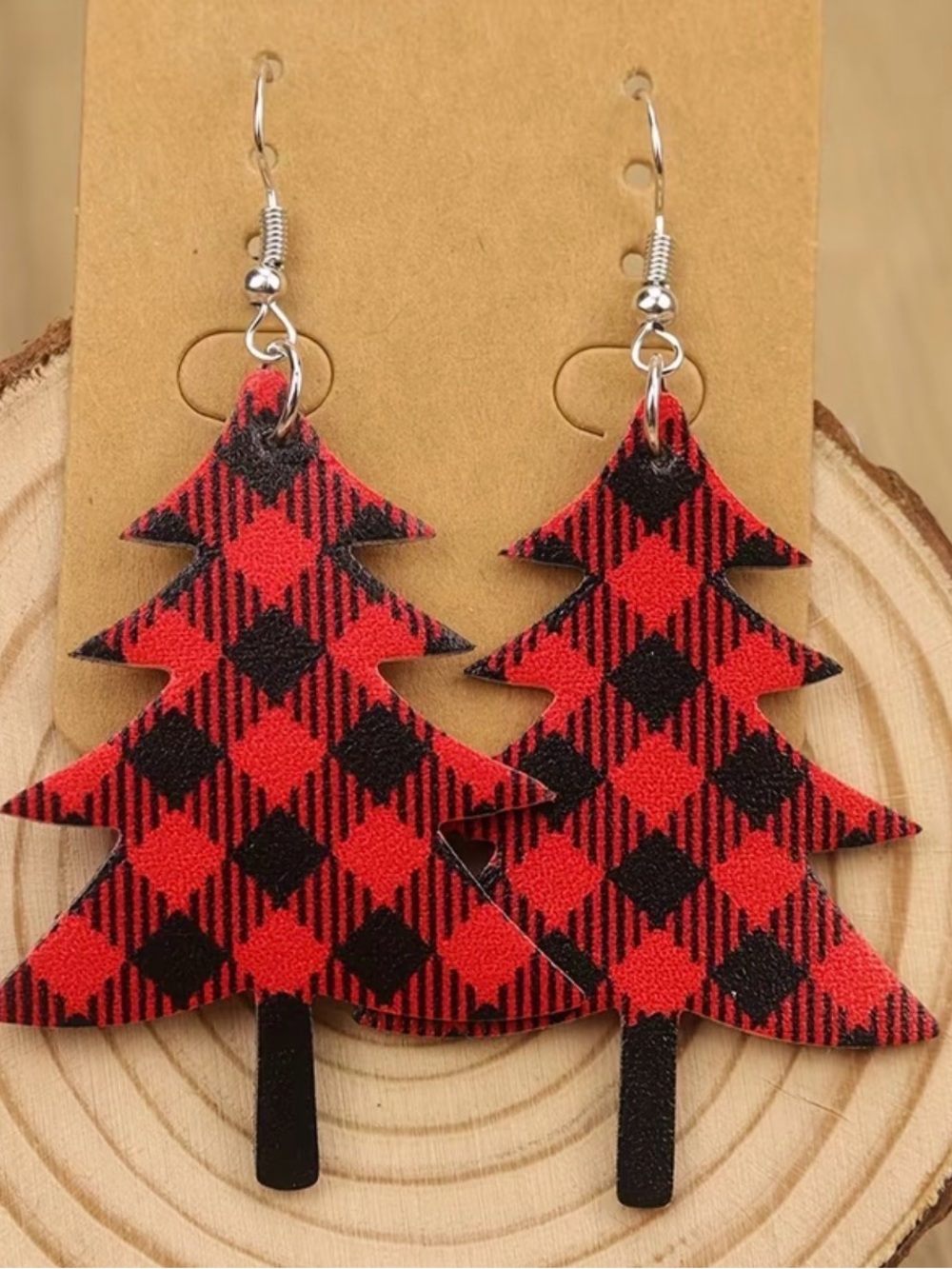 ❤️❤️❤️3 for 12$❤️❤️❤️Red Buffalo Plaid Christmas Tree Earrings - Picture 2 of 5